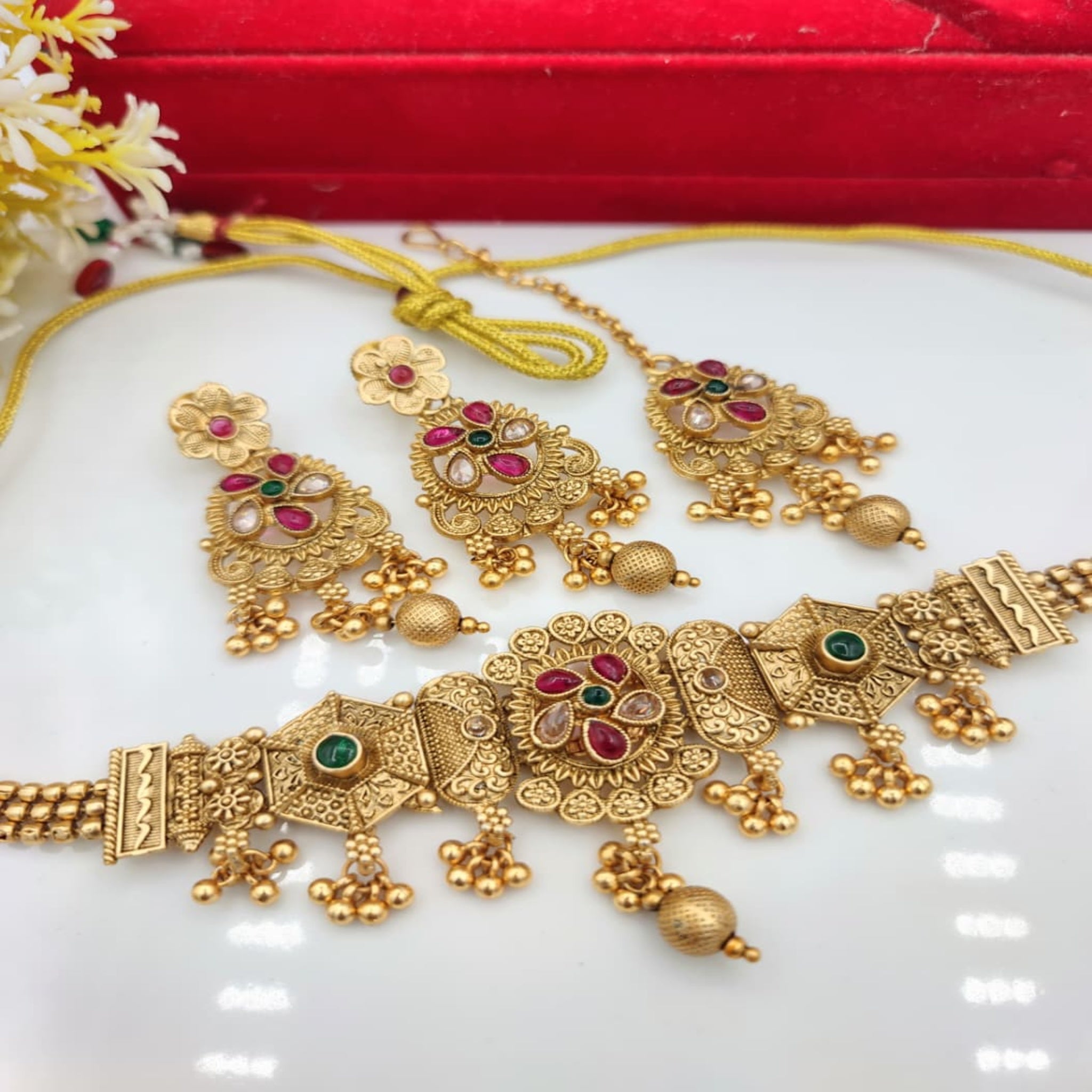 Fancy Rajwari Green & Ruby Choker Necklace (FDN136)