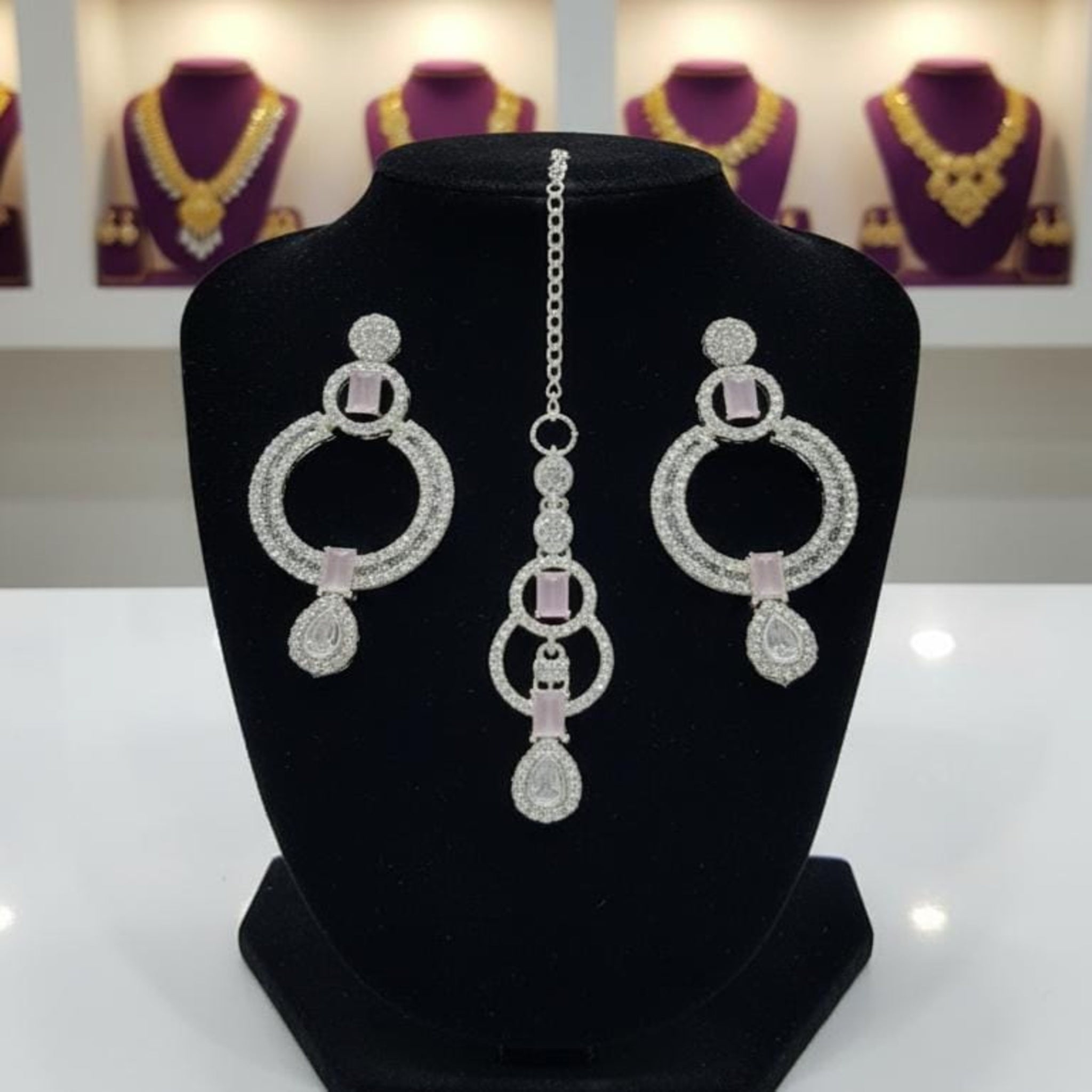 Fancy Binidia Ear Rings Set