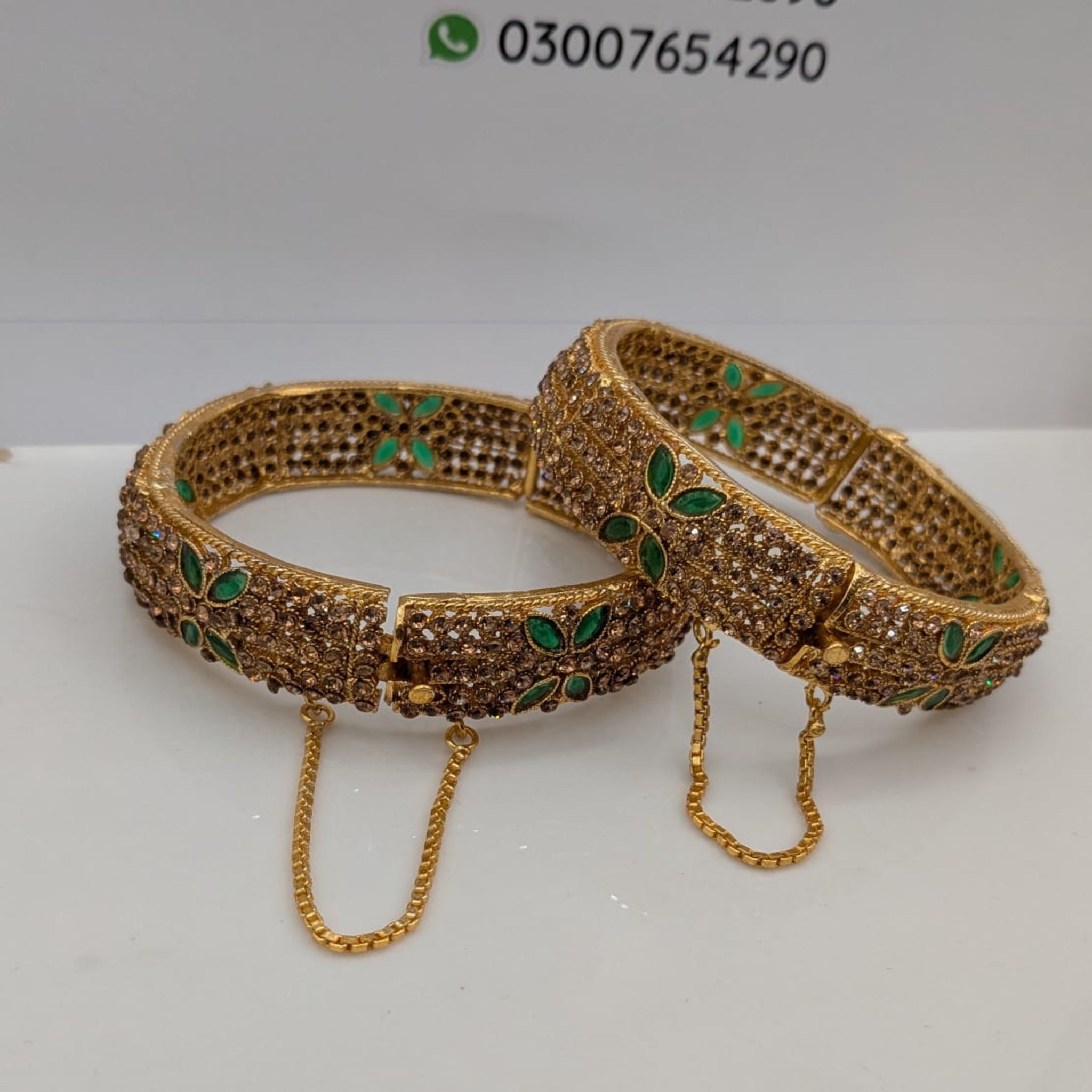 Zirconos Fancy Openable Kara (FSKB150)