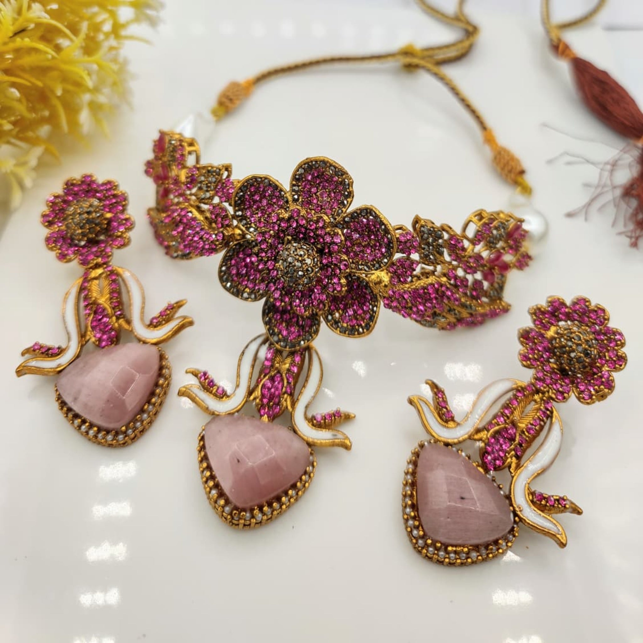 Fancy Turkish Delicate Choker Necklace Set (FDN143)