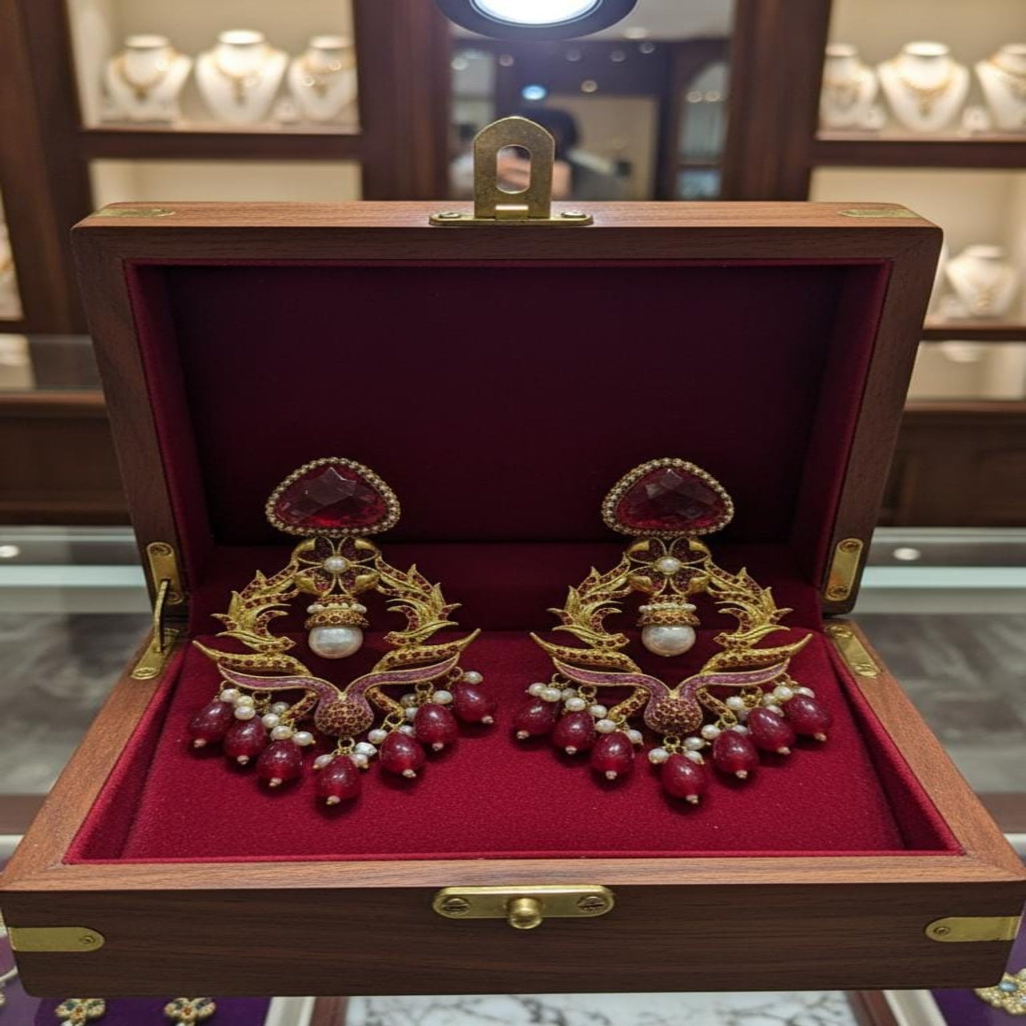 Elegant Turkish Ear Rings (FSE168)