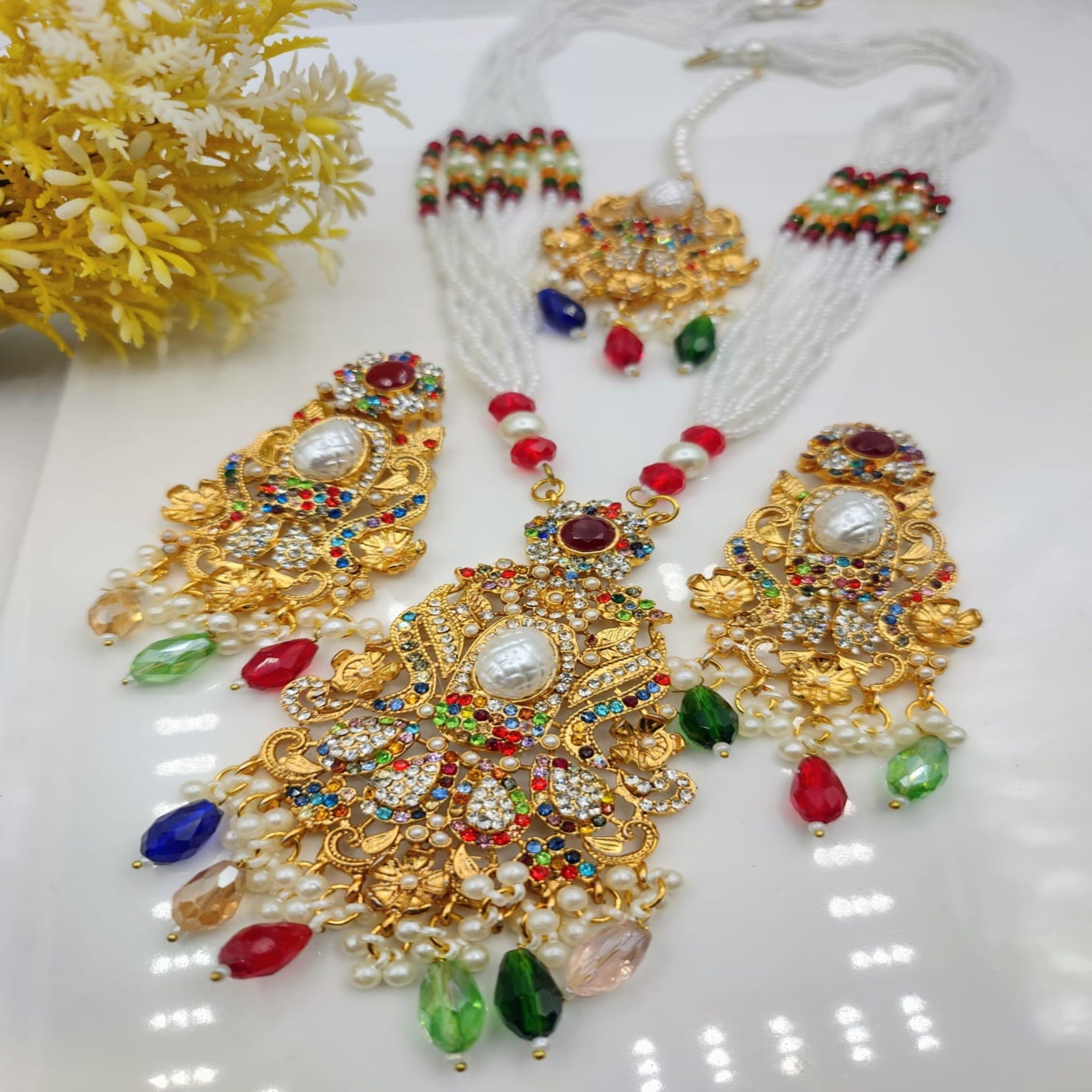 Premium Quality Antique Gold Mala Set with Pearls and Stones (FDM95)