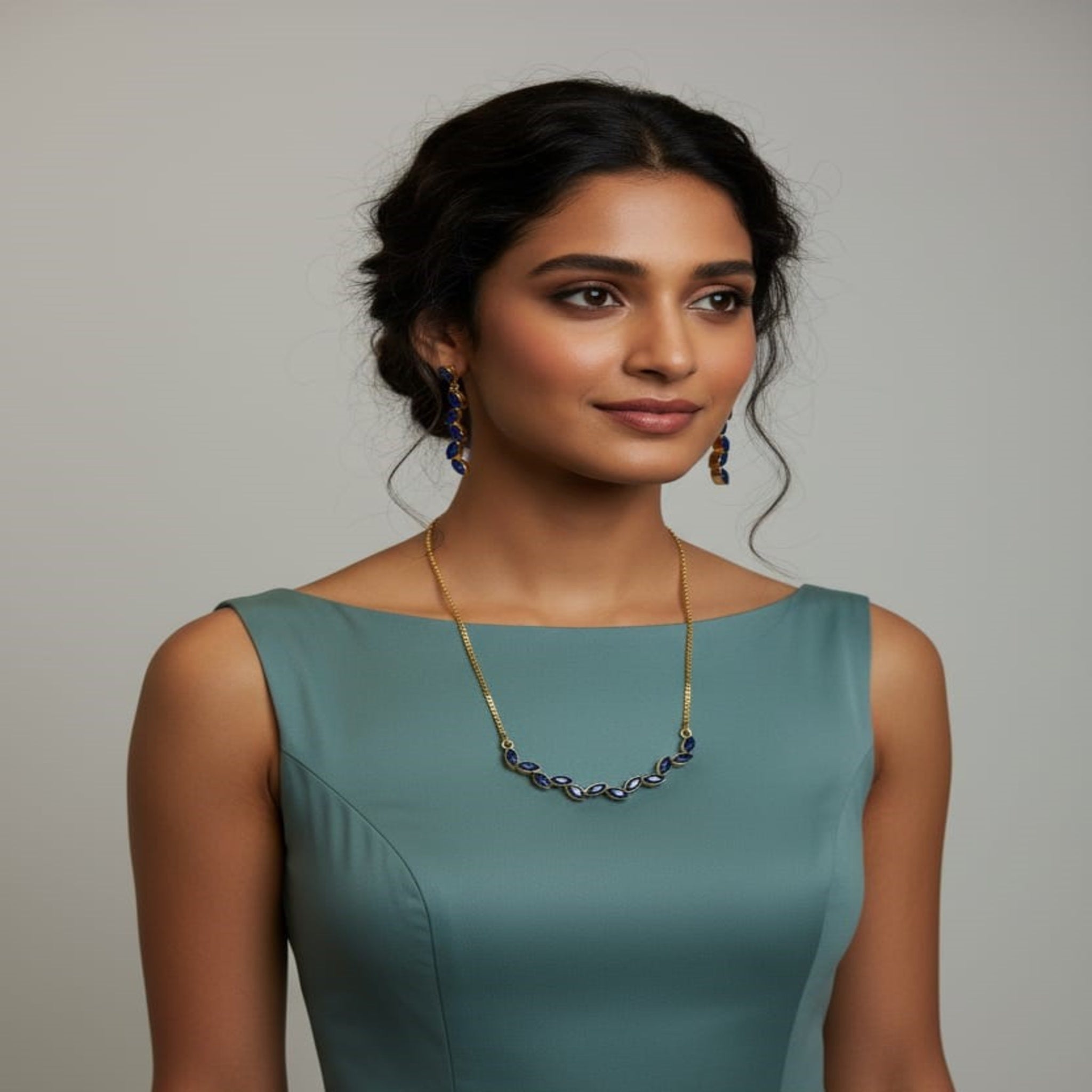 Stylish Liner Necklace Set (FDN154)