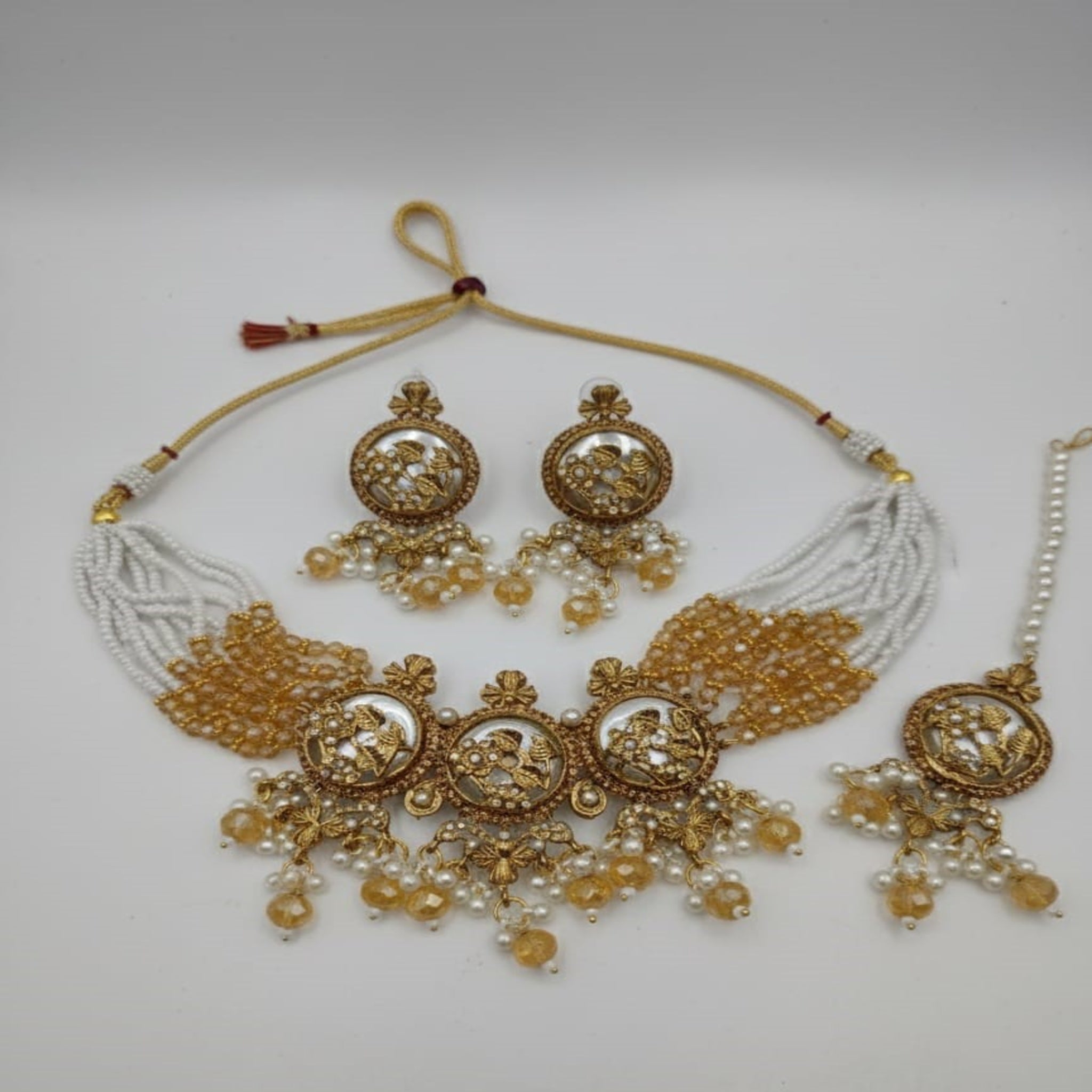 Gold & White Stylish Choker Necklace (FDN185)