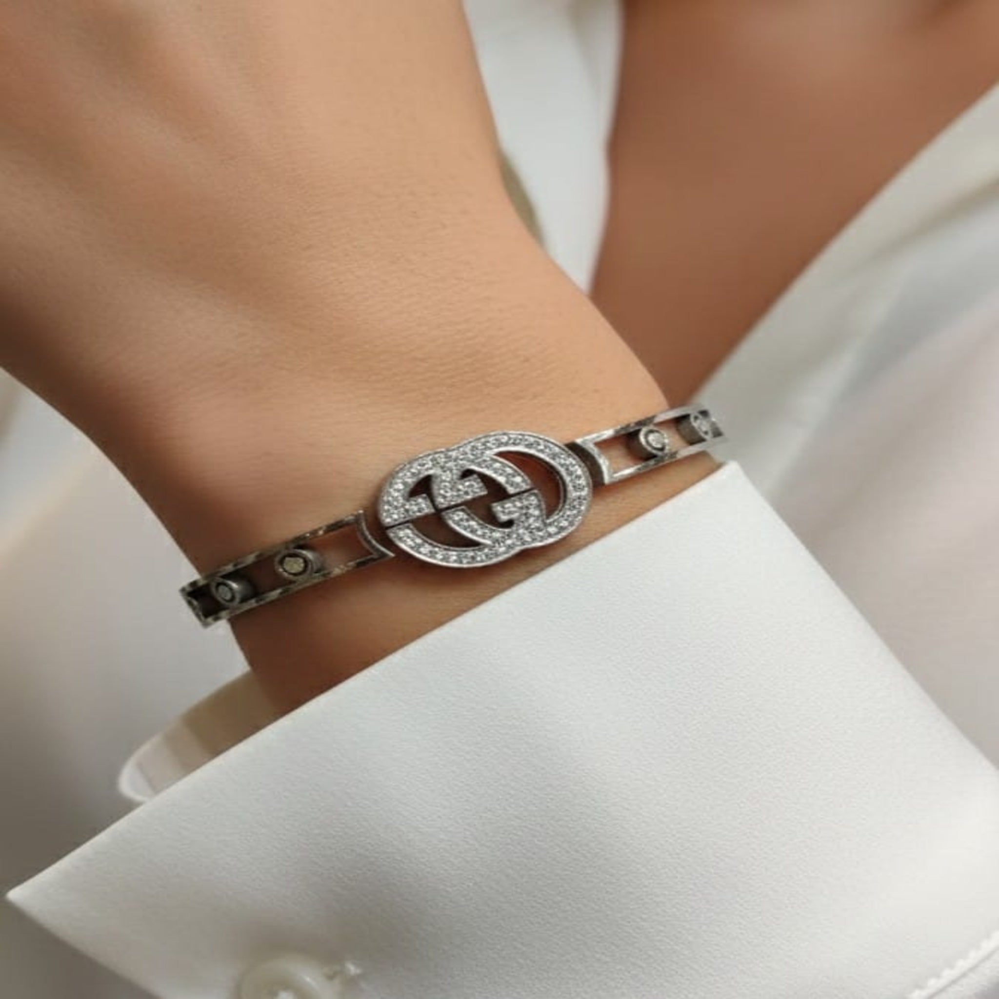 Signature G-Interlock Silver-Toned Bracelet