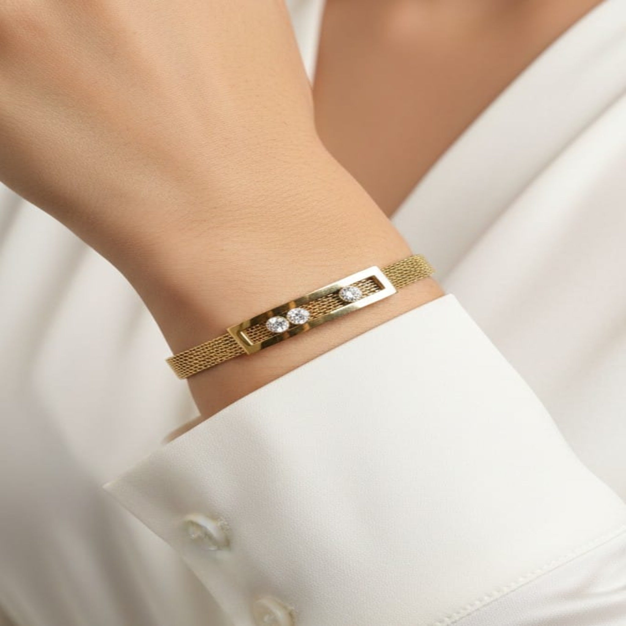 Crystal Glide Gold Mesh Bracelet