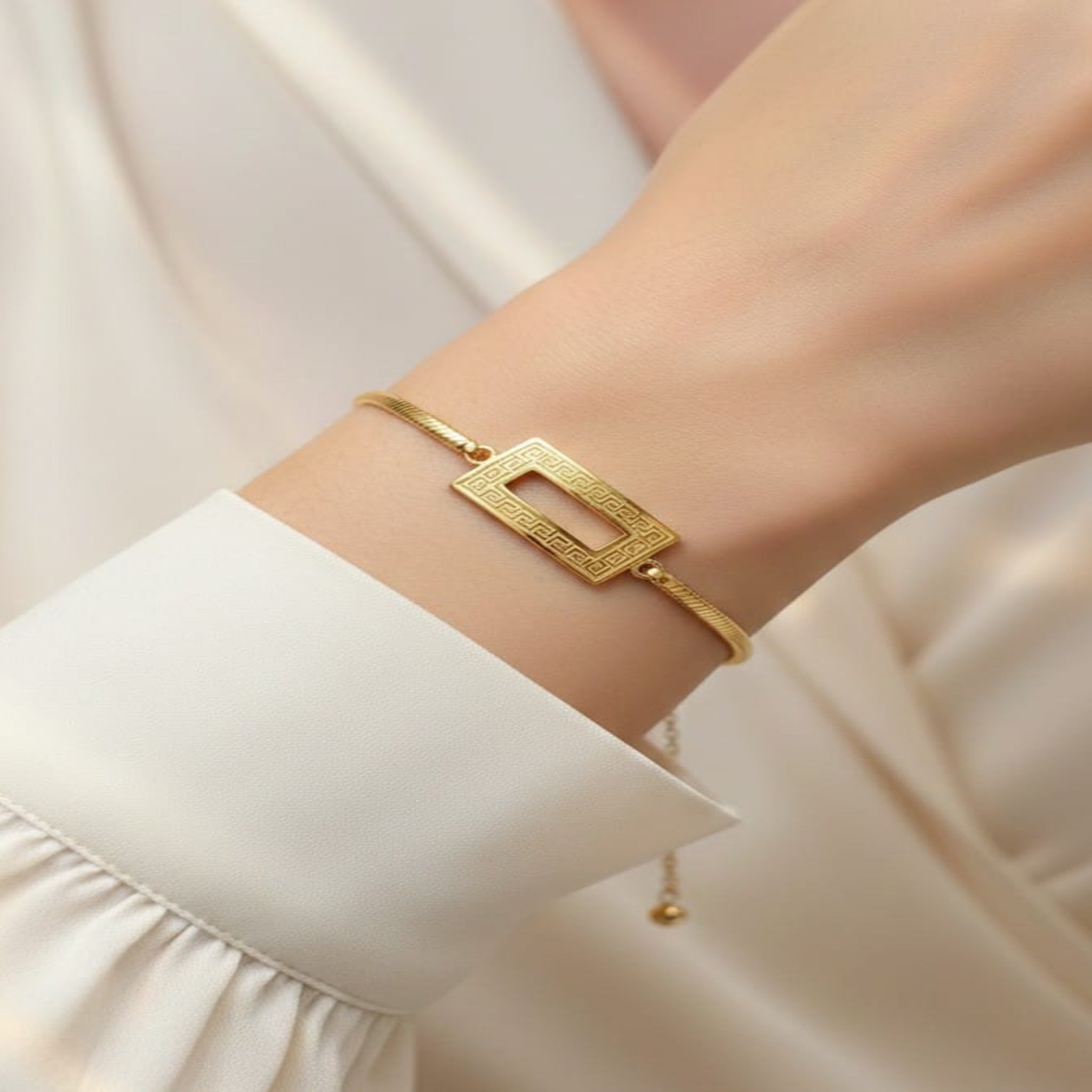Versa-Link Geometric Gold Bracelet