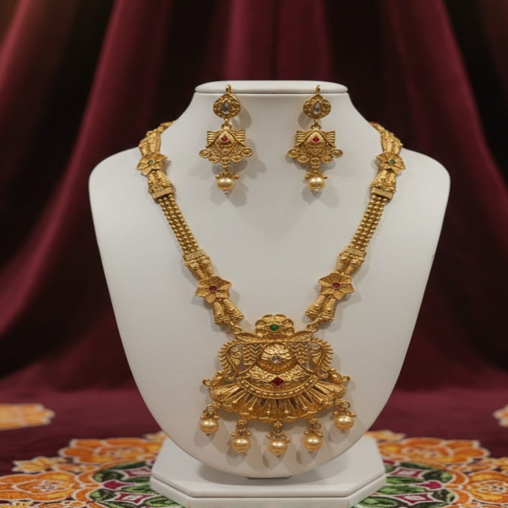 Luxurious Ruby Red Square Maala Set (FDM121)