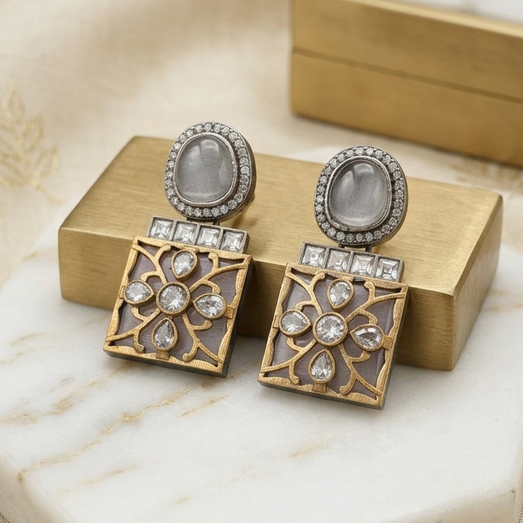Antique Gold Square Earrings (FSE313)