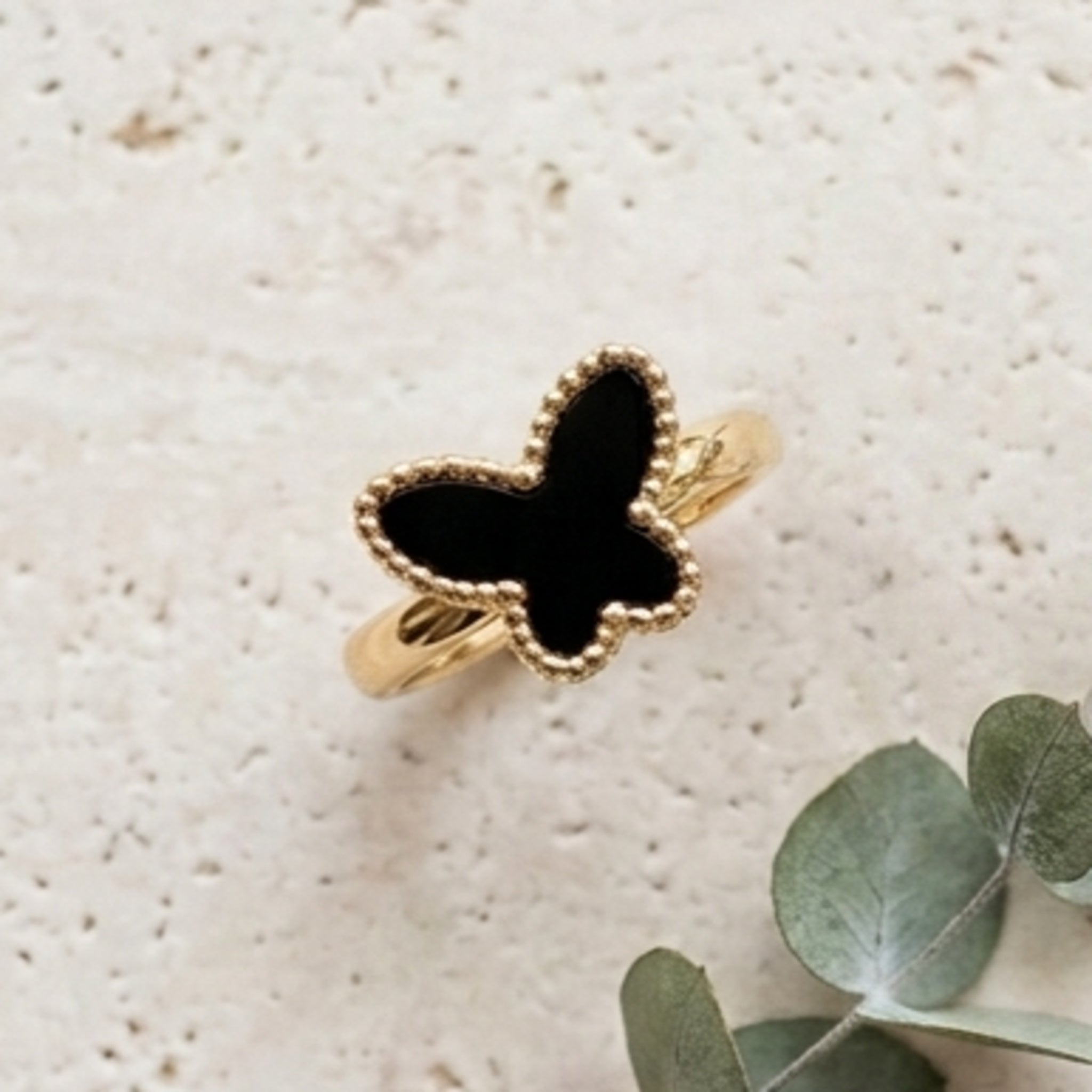 Luxury Black Butterfly Motif Ring (FSR199)