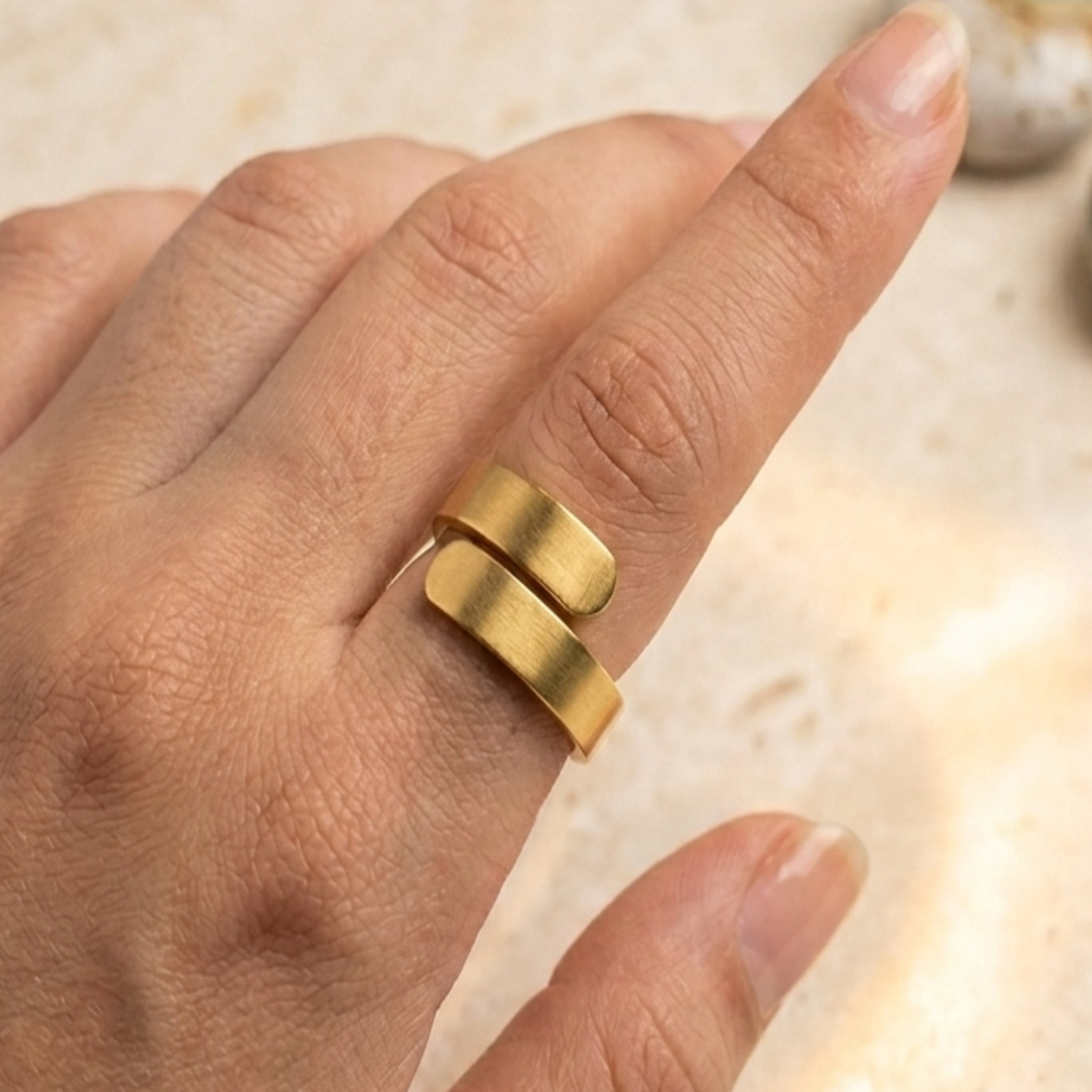 Contemporary Gold Wrap Ring (FSR200)